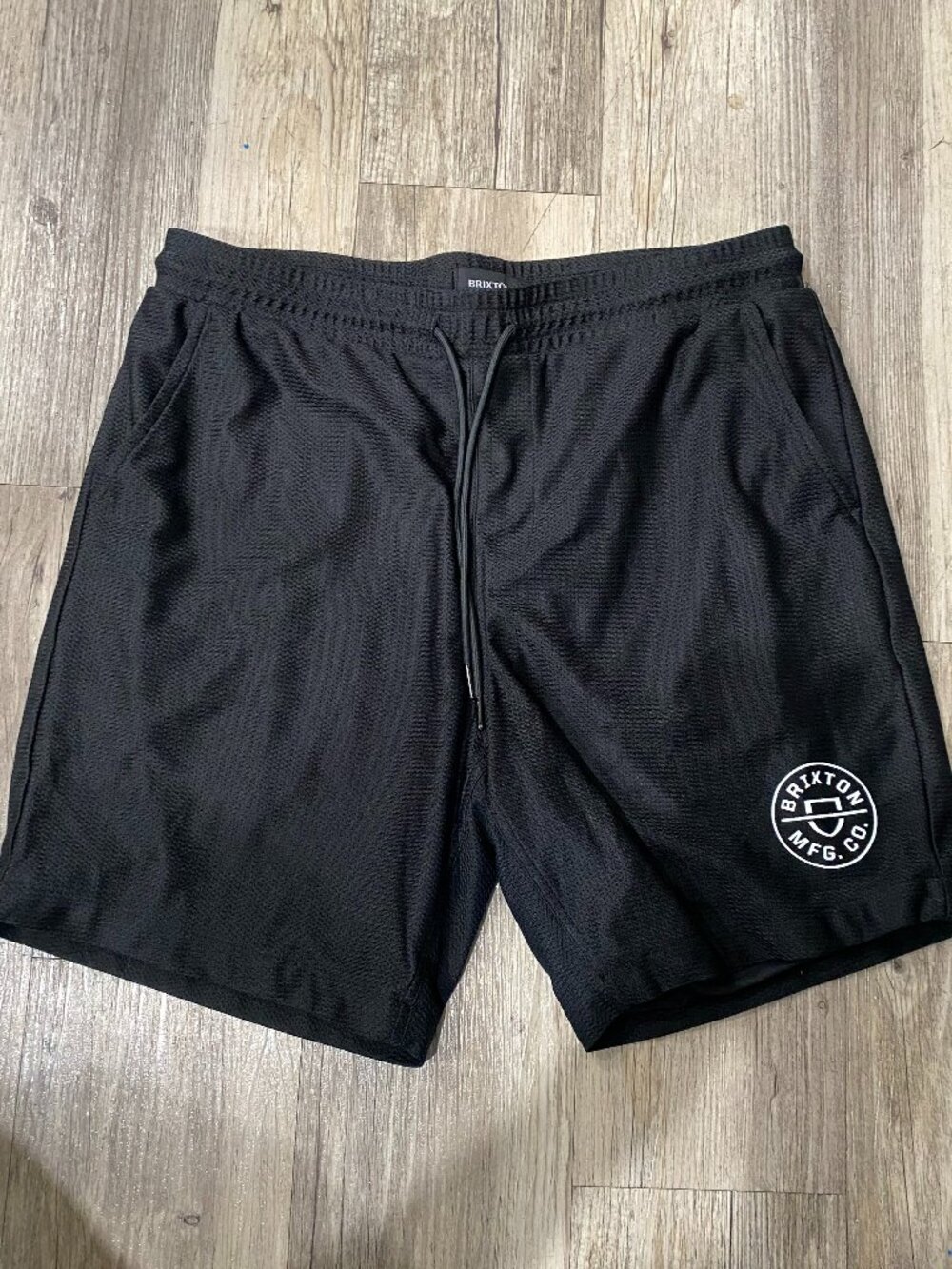 Great Condition Brixton Crest Black Mesh Shorts / Breathable Mens Size M